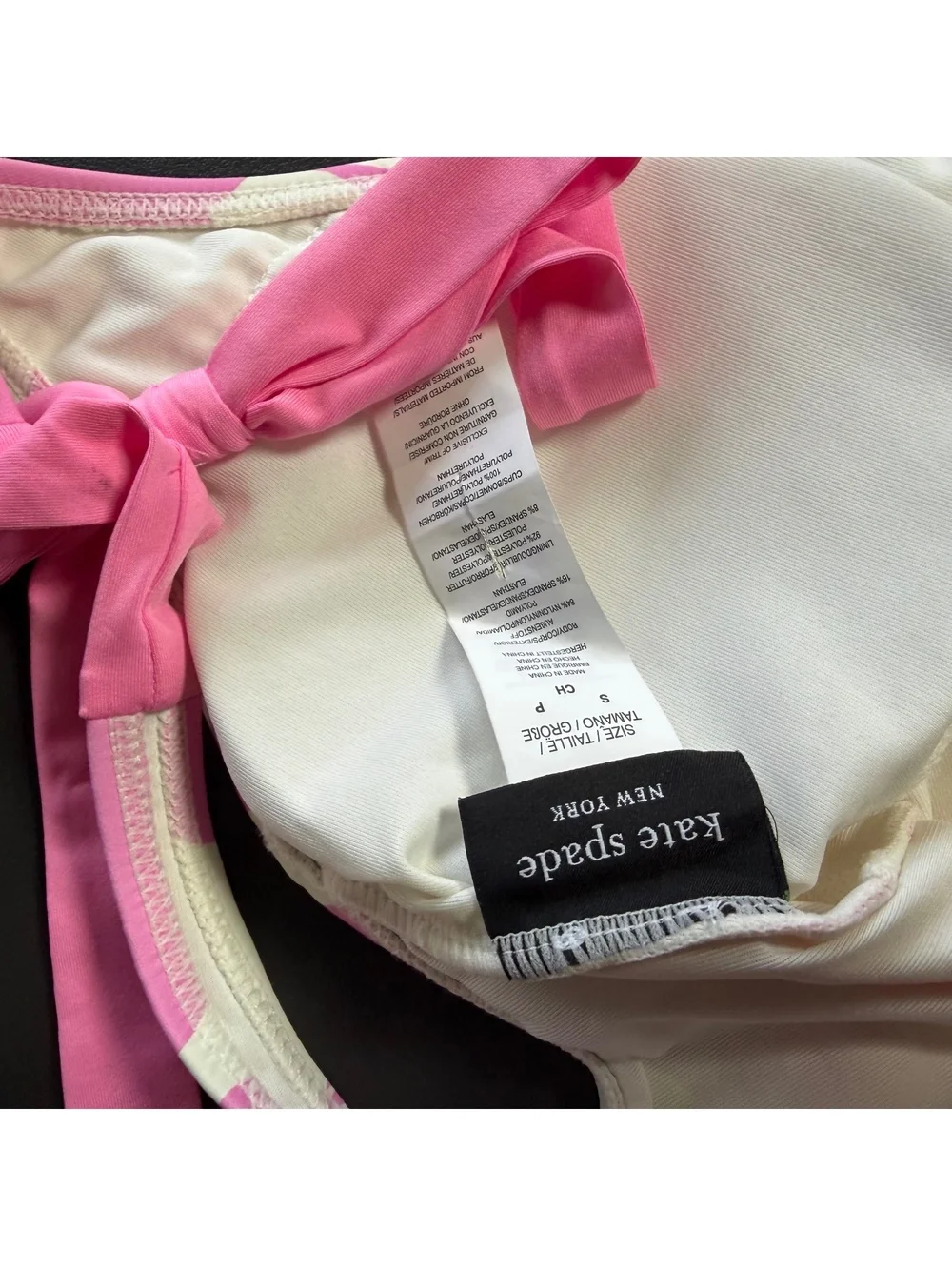 Kate Spade bow shoulder accent v front one piece swimsuit pink cream size S New